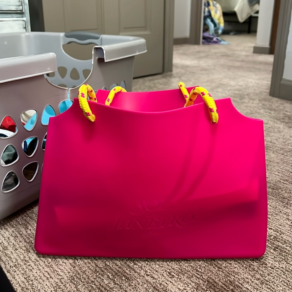 BRAND NEW - Sol De Janeiro - Beach Bag - Hot Pink Bag